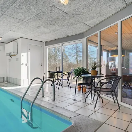 Cozy In Knebel With Indoor Swimming Pool Σπίτι διακοπών Skødshoved Strand